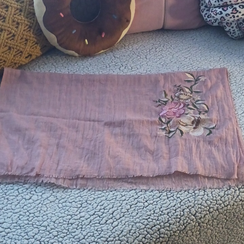 Floral Embroidered Pink Skirt